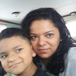 Meet your Posher, Elvia